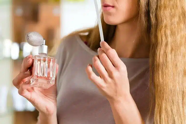 Thay đổi nước hoa theo mùa giúp bạn luôn tinh tế và dễ chịu trong mắt mọi người