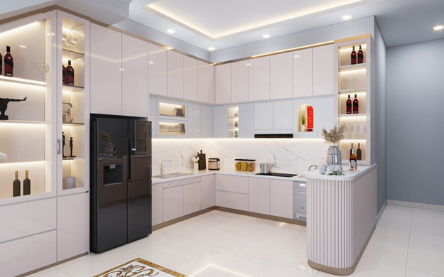 Tủ bếp kịch trần giúp tận dụng tối đa không gian lưu trữ và tránh bụi bẩn hiệu quả